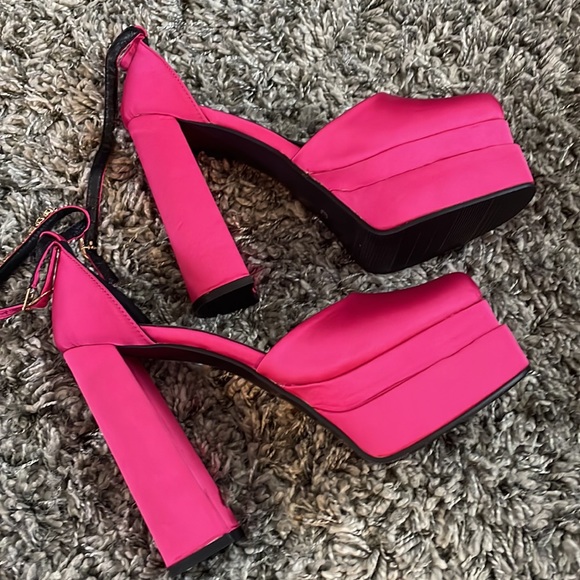 Satin platform heels - Picture 7 of 8